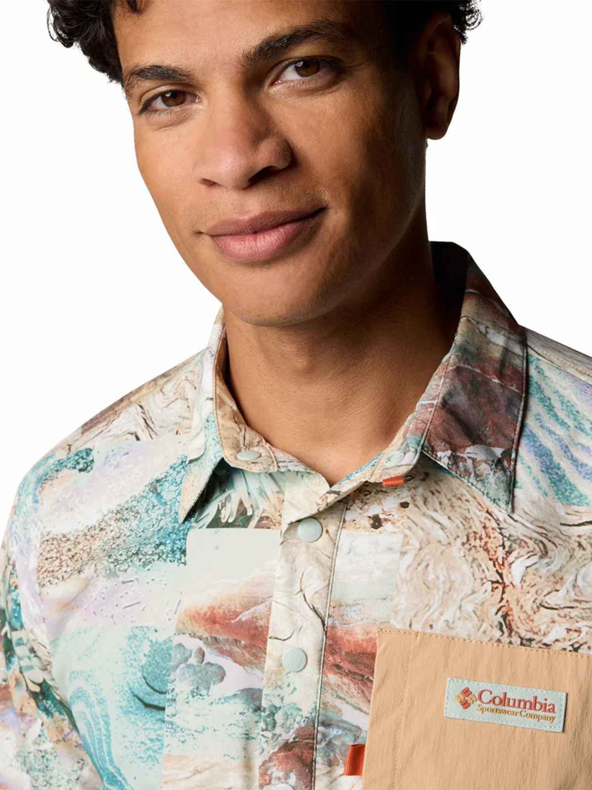 Polera Manga Corta Hombre Cove Beach Woven Verde Columbia - Image 3